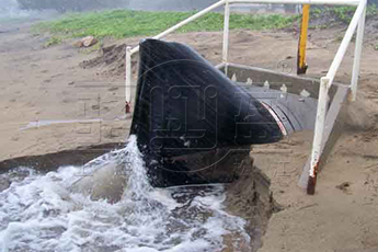 國外<a href=http://m.theyorkshiresessions.com/ target=_blank class=infotextkey><a href=http://m.theyorkshiresessions.com target=_blank class=infotextkey>鴨嘴閥</a></a>安裝現(xiàn)場圖